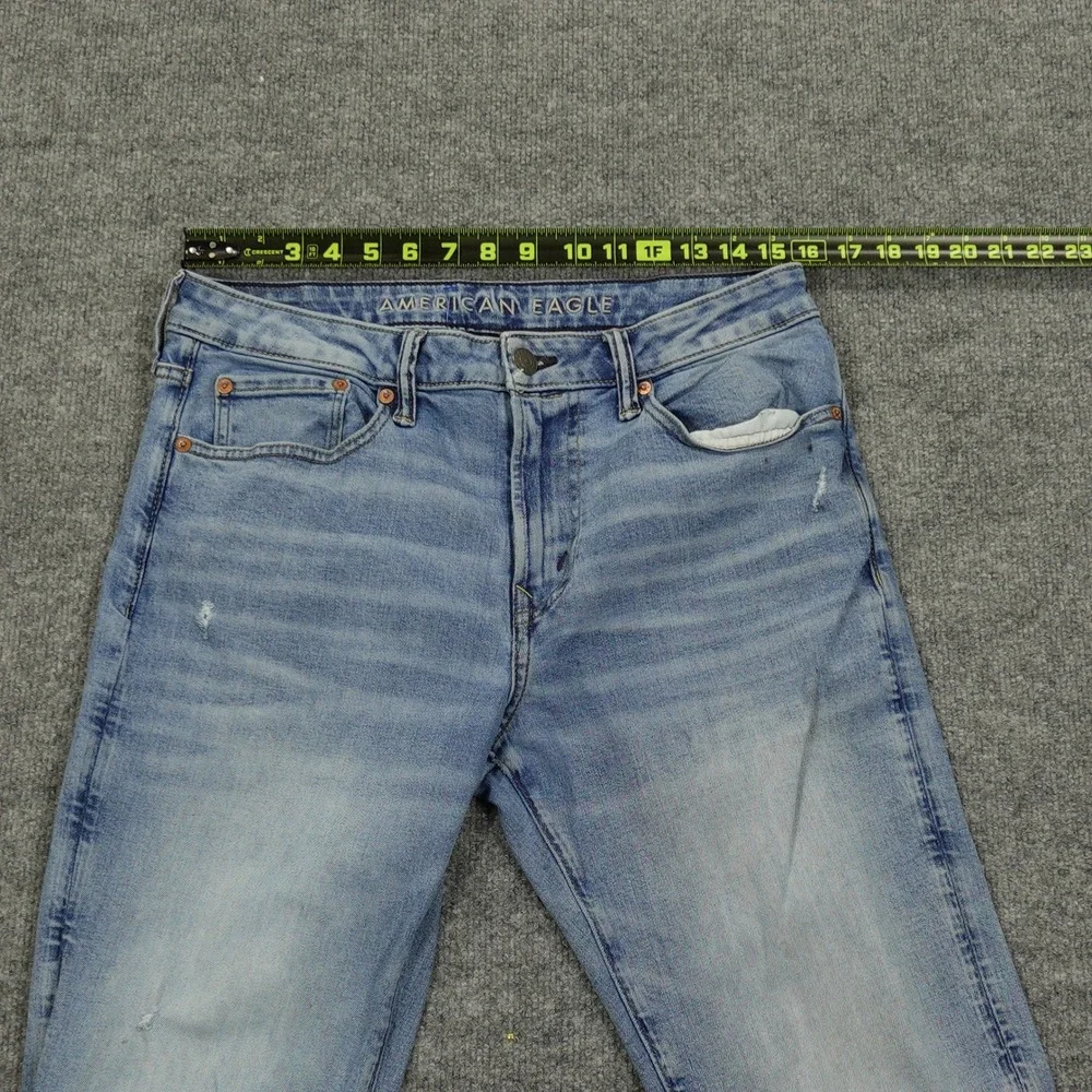 American Eagle Jeans Men 32x36 Blue Relaxed Straight Airflex+ Light Wash Stretch